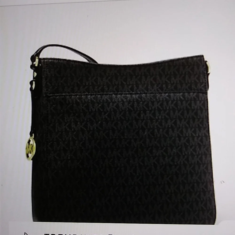 Nwt. Michael Michael kors jet set travel large logo messenger bag